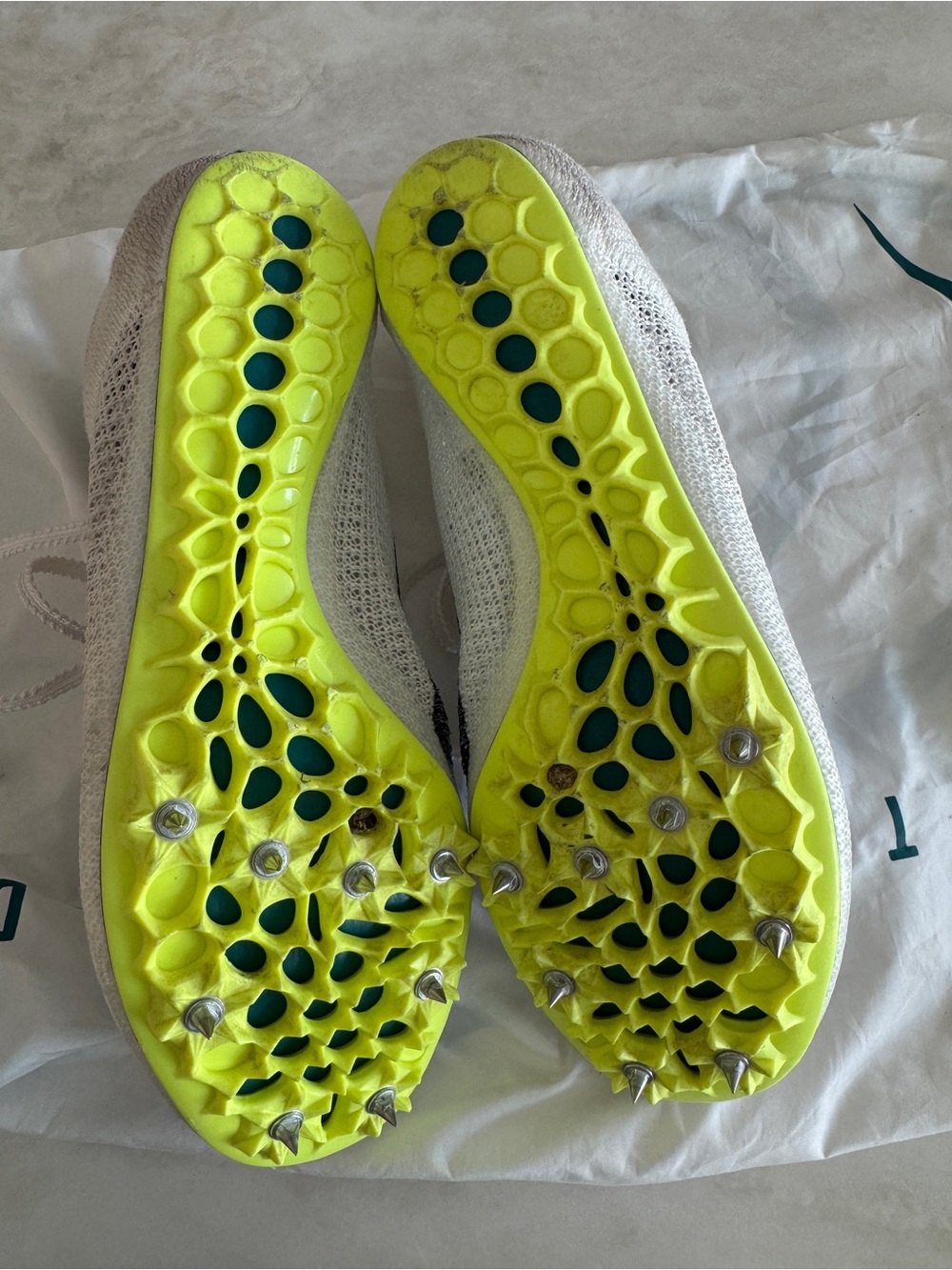 Nike White and Teal Flyknit Running Track Shoes with Black Swoosh spikes - Picture 4 of 13